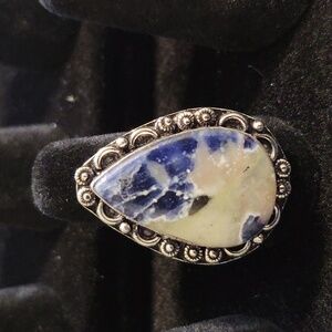Sodalite gemstone ring size 9, stamped 925, silver plated